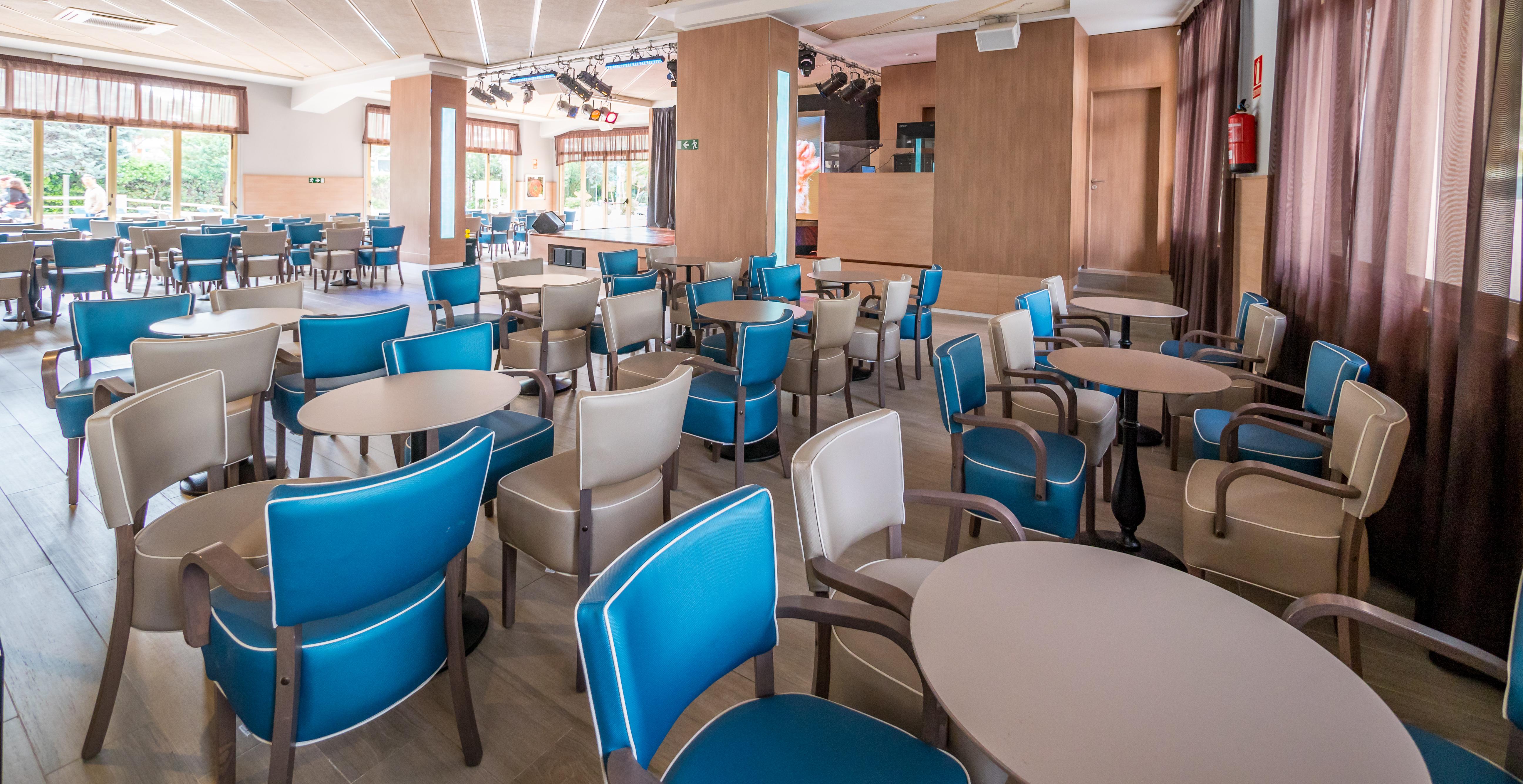 Golden Avenida Family Suites 4* Salou Eksteriør billede