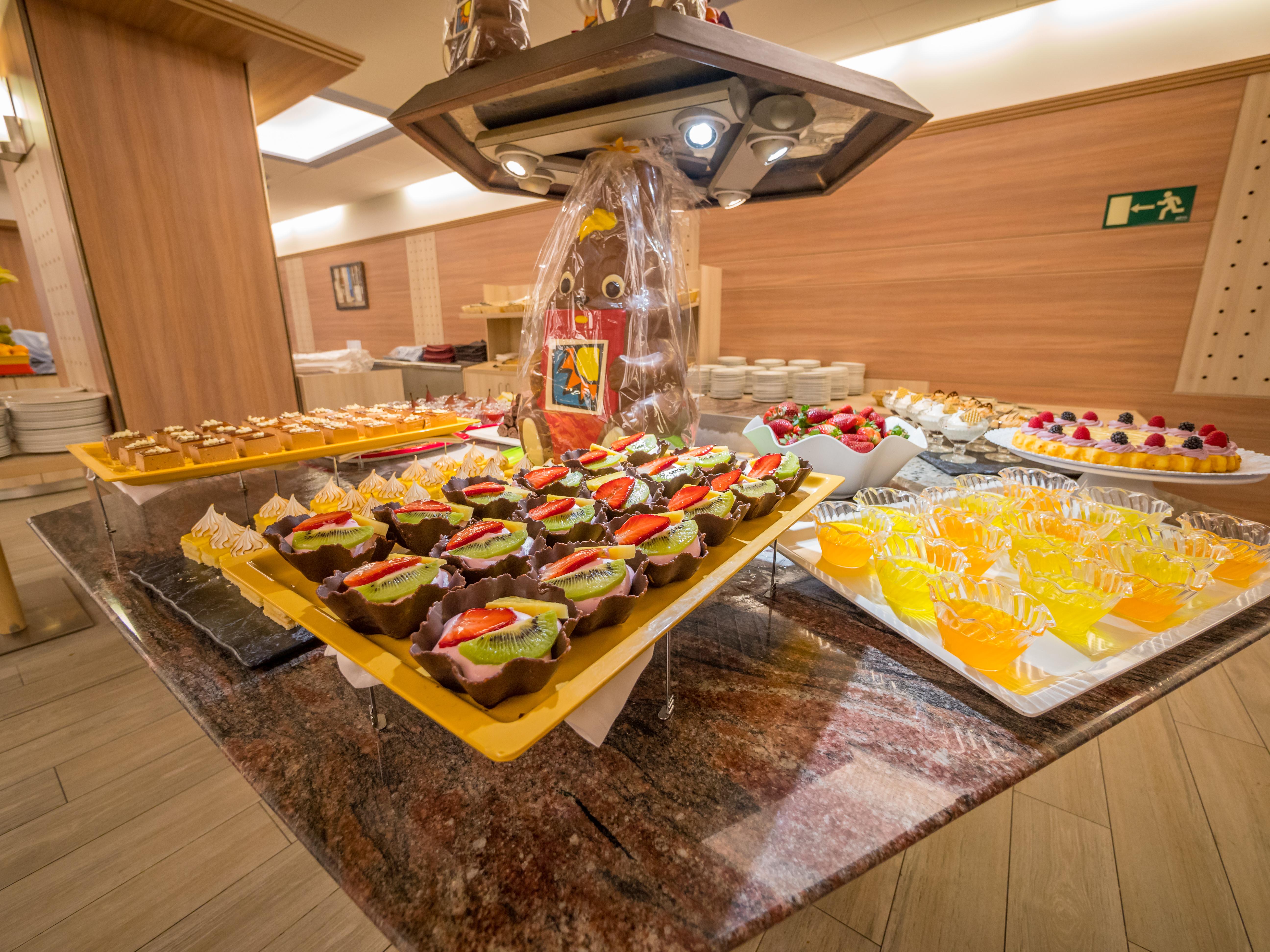 Golden Avenida Family Suites 4* Salou Eksteriør billede