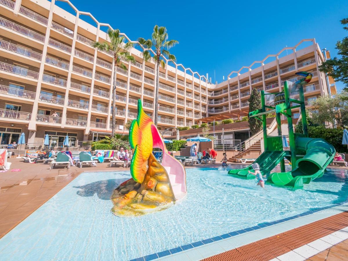 Golden Avenida Family Suites 4* Salou Eksteriør billede
