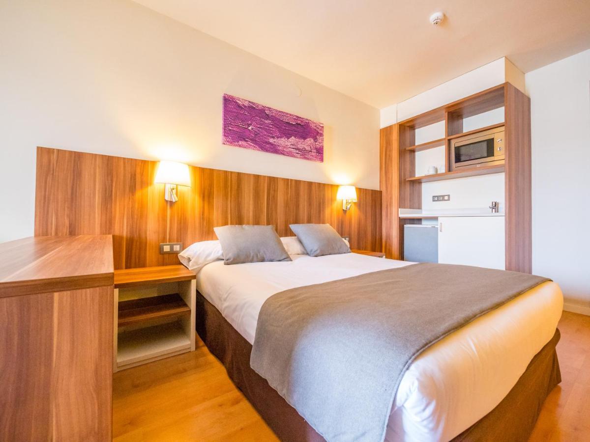 Golden Avenida Family Suites 4* Salou Eksteriør billede